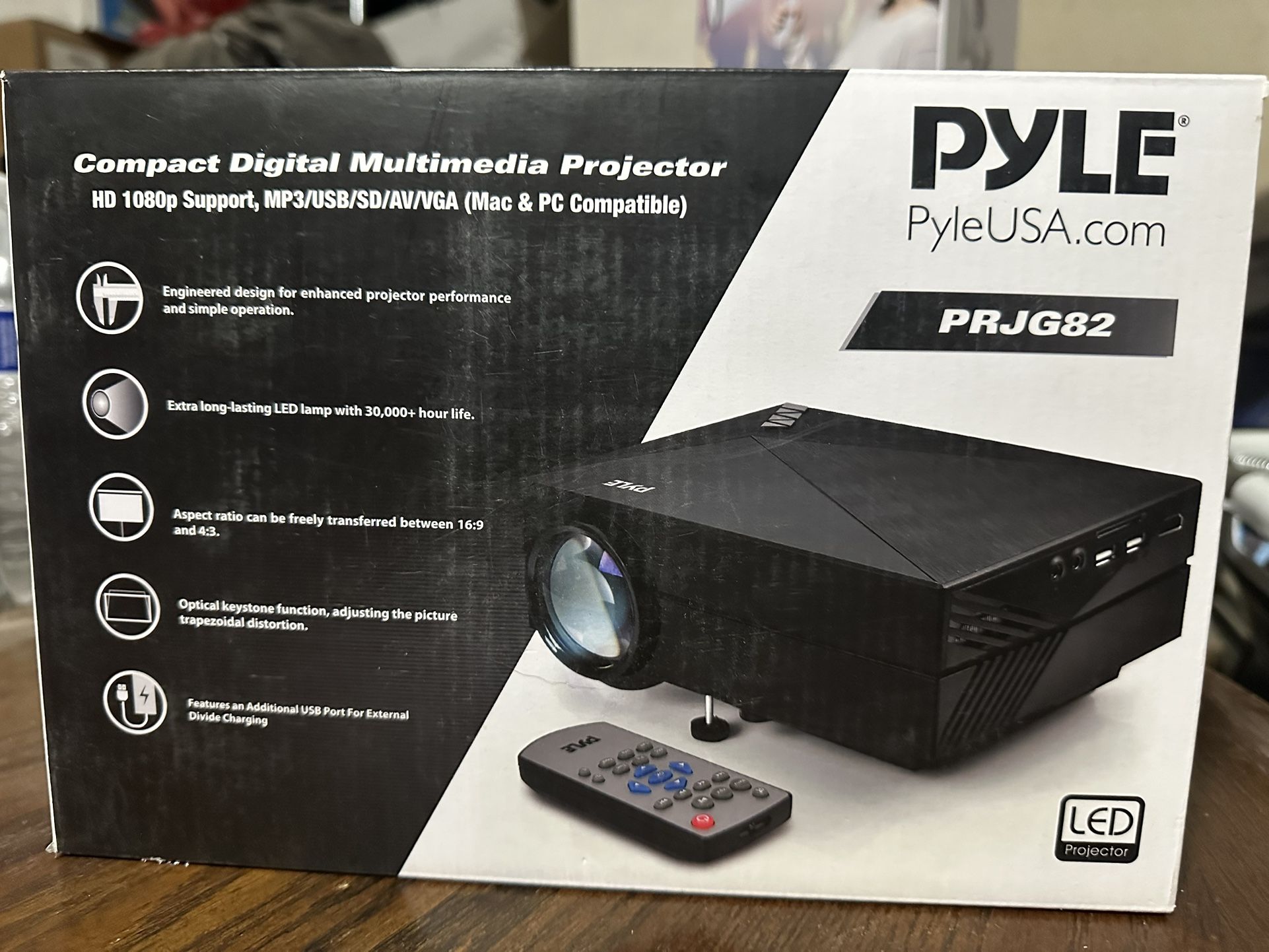 Pyle Compact Digital Multimedia Projected