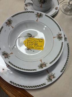 Bahama palm tree dish set
