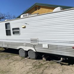 Travel Trailer Camper 2004 Keystone Springdale 26ft Renovated