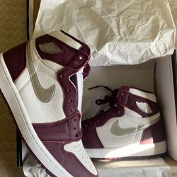 Air Jordan 1 Retro High OG Bordeaux