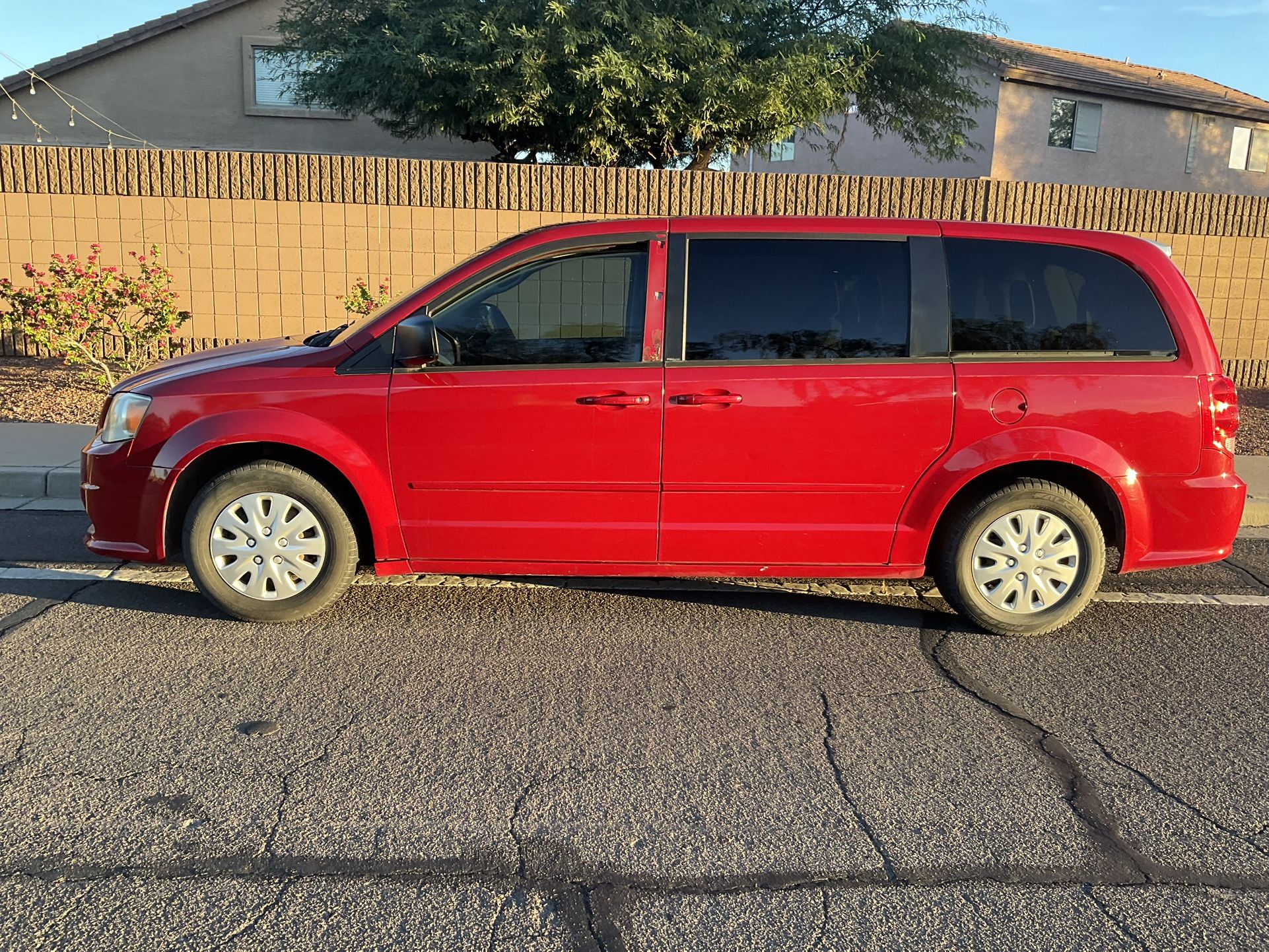 Dodge Grand Caravan Ford Focus Se 