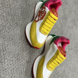 Alexander McQueen Colorful Sneakers with Yellow New no box. I have size 8 And 9 Unisex 