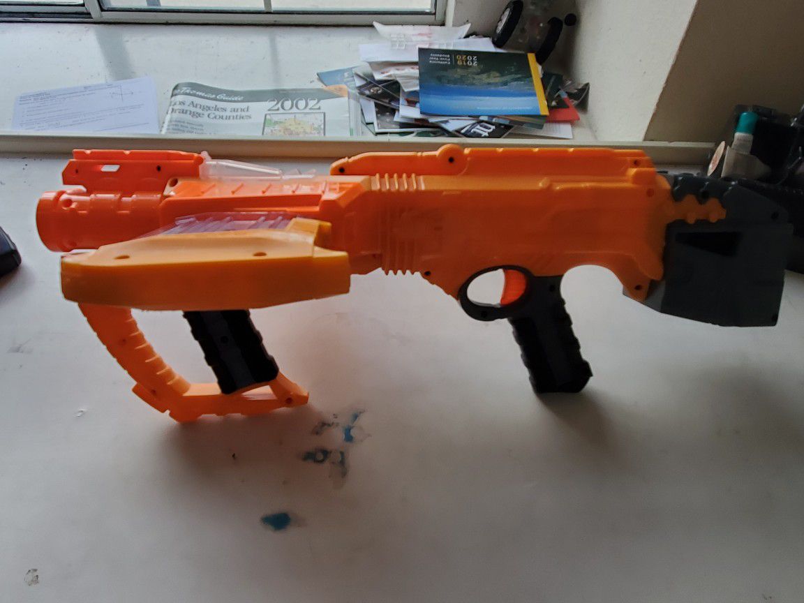 Nerf Double Dealer gun