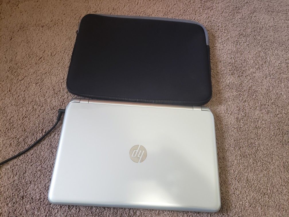 Hp pavillion touchsmart 15" Notebook 15 pc