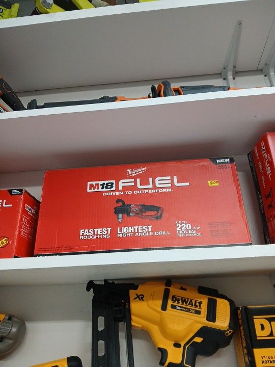 Milwaukee New M18 Fuel Hole Hawg 1/2
