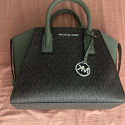 MK Purse
