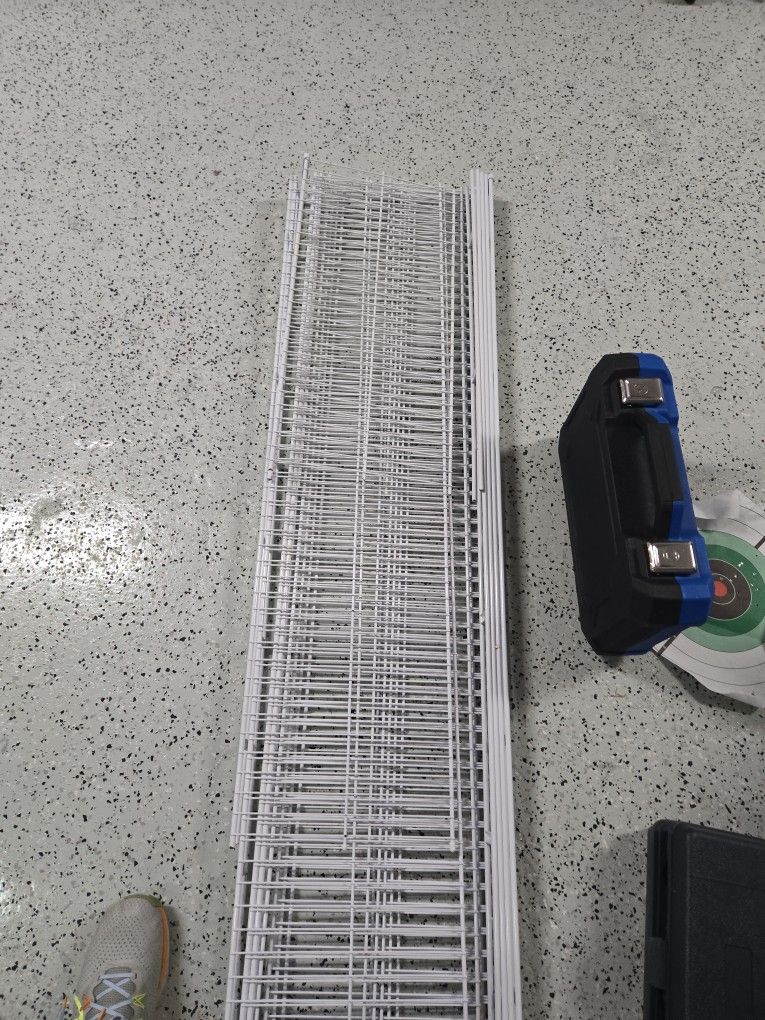 8 Pieces Of Wire Shelf 