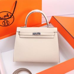 Hermès Kelly 25/28 Silver Hardware

