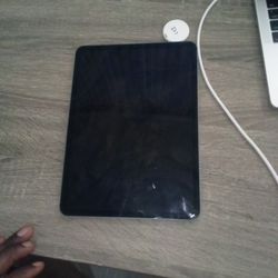 iPad Pro 12.9" (3rd Gen) - iCloud Locked - For Parts or Repair