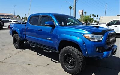 2017 Toyota Tacoma TRD Sport 4x4 6ft Bed, Lift Wheels and Tires