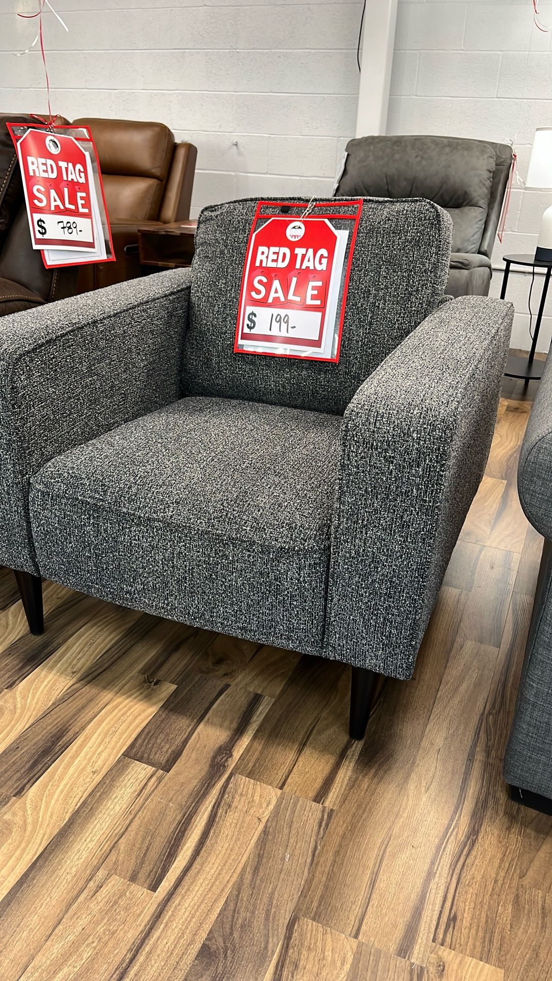 Accent Chair 
