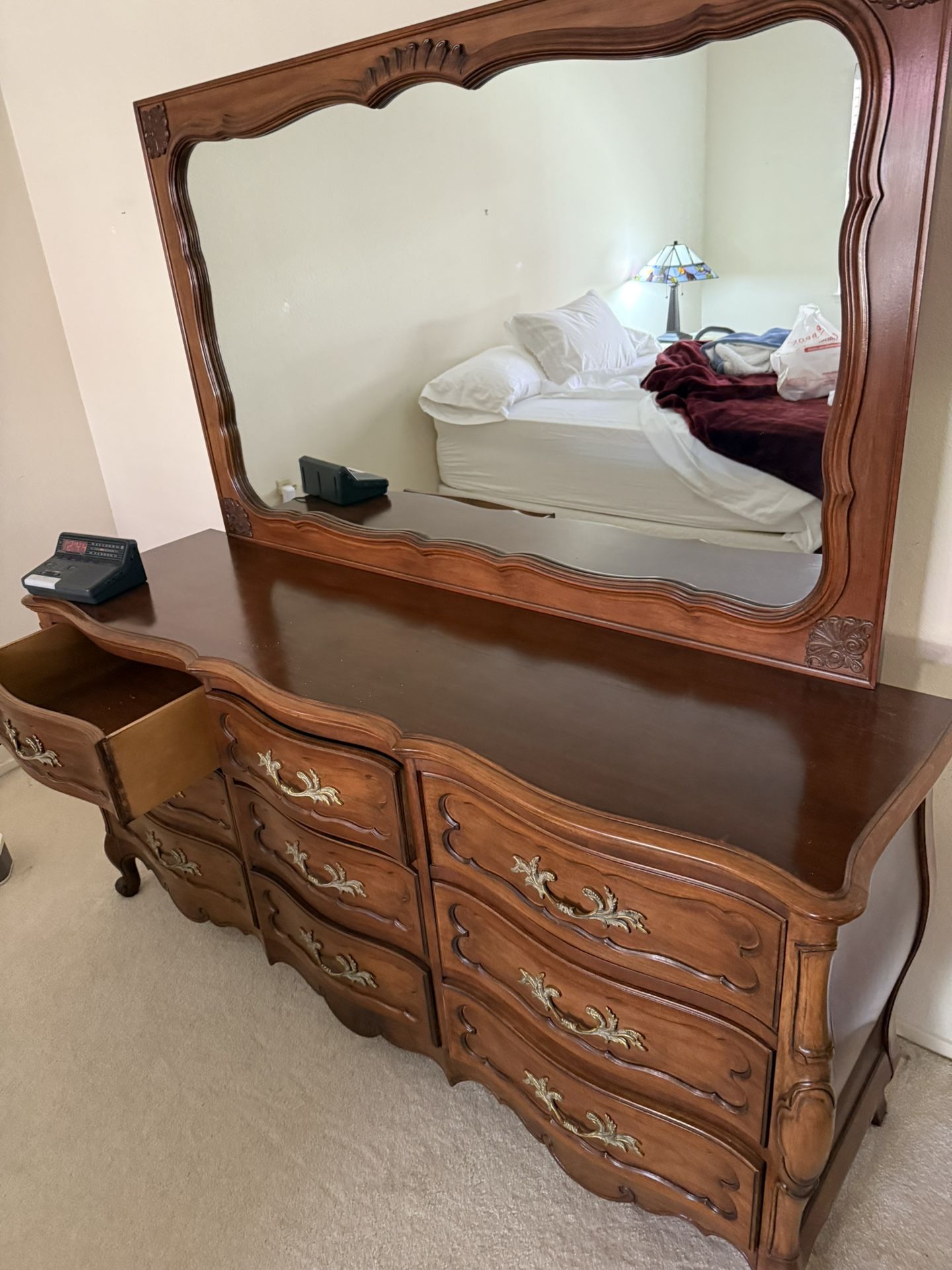 1960s Thomasville 9 Drawer Dresser and Mirror 