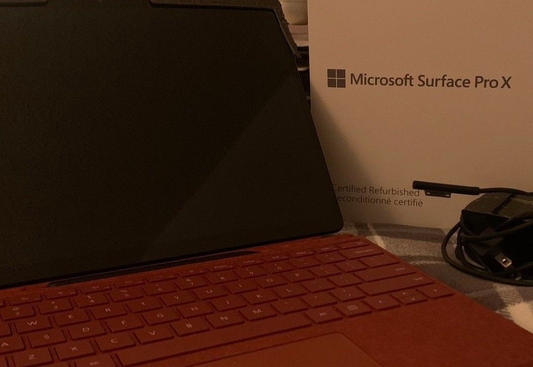 Microsoft PRO X LIKE BRAND NEW