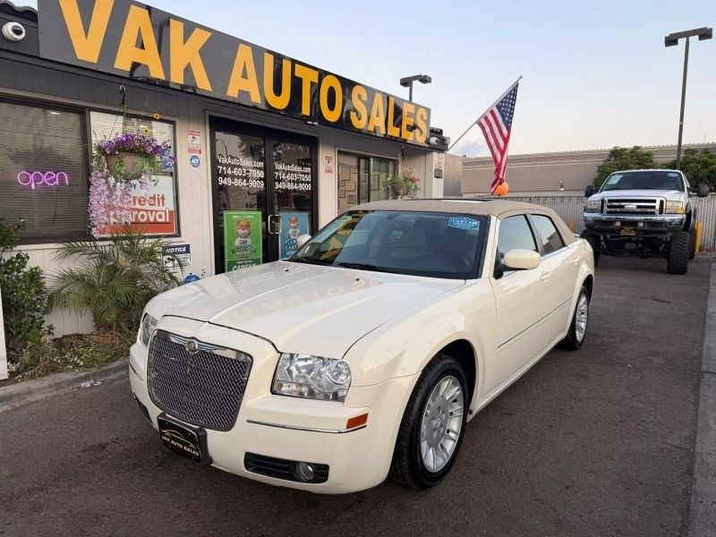 2006 Chrysler 300 Touring Sedan 4DR