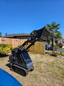 Mini skid steer