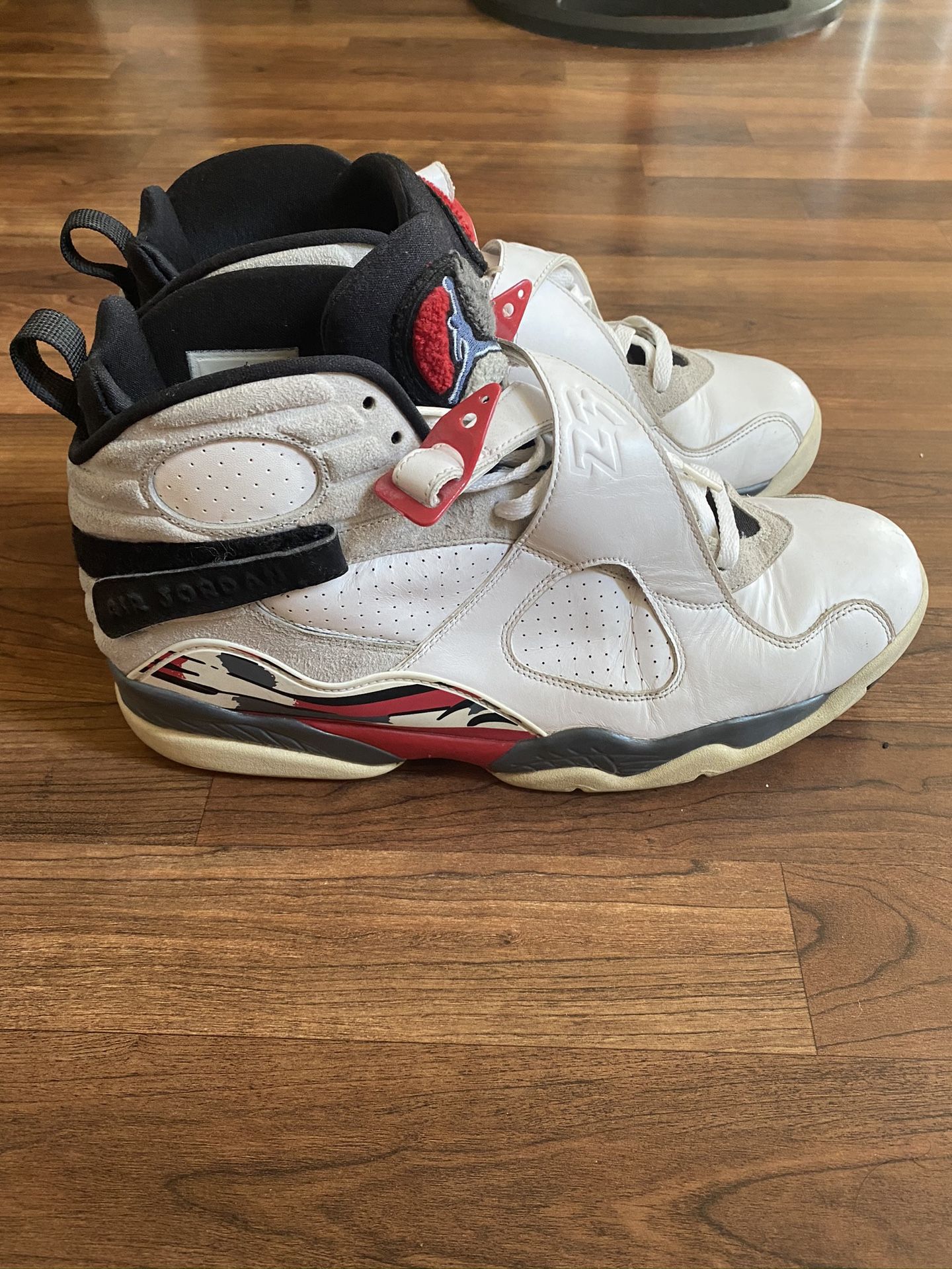 Retro Jordan Bugs Bunny Sneakers Nike Air Jordan Retro Bugs Bunny