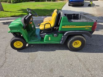 John Deere Gator CS