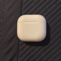 Apple AirPods 4 ANC With Charging Case And LEFT BUD ONLY.