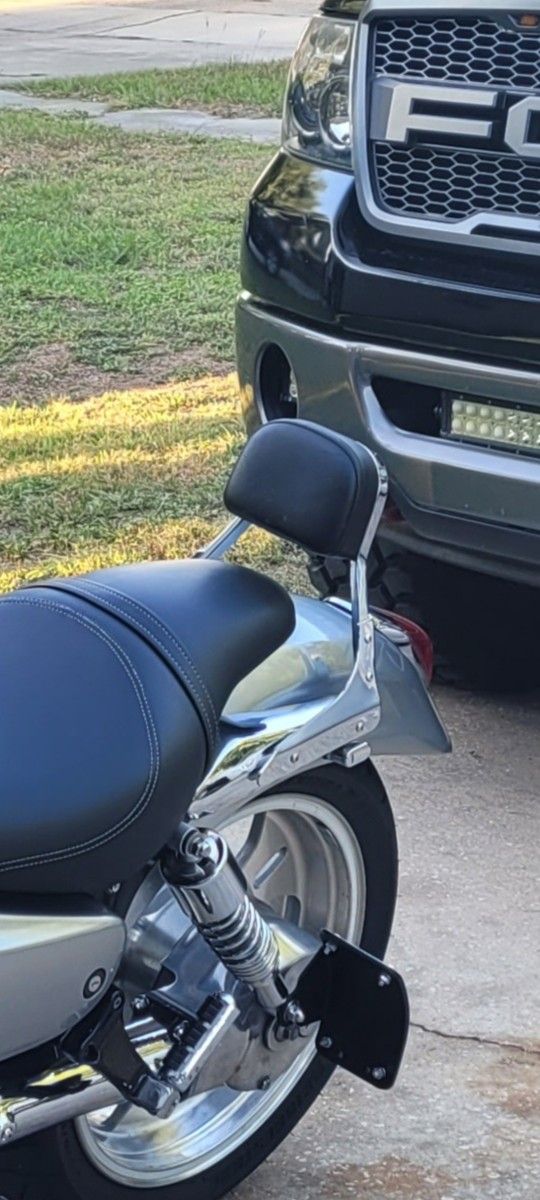 Kawasaki  Vulcan 1500 Sissy Bar