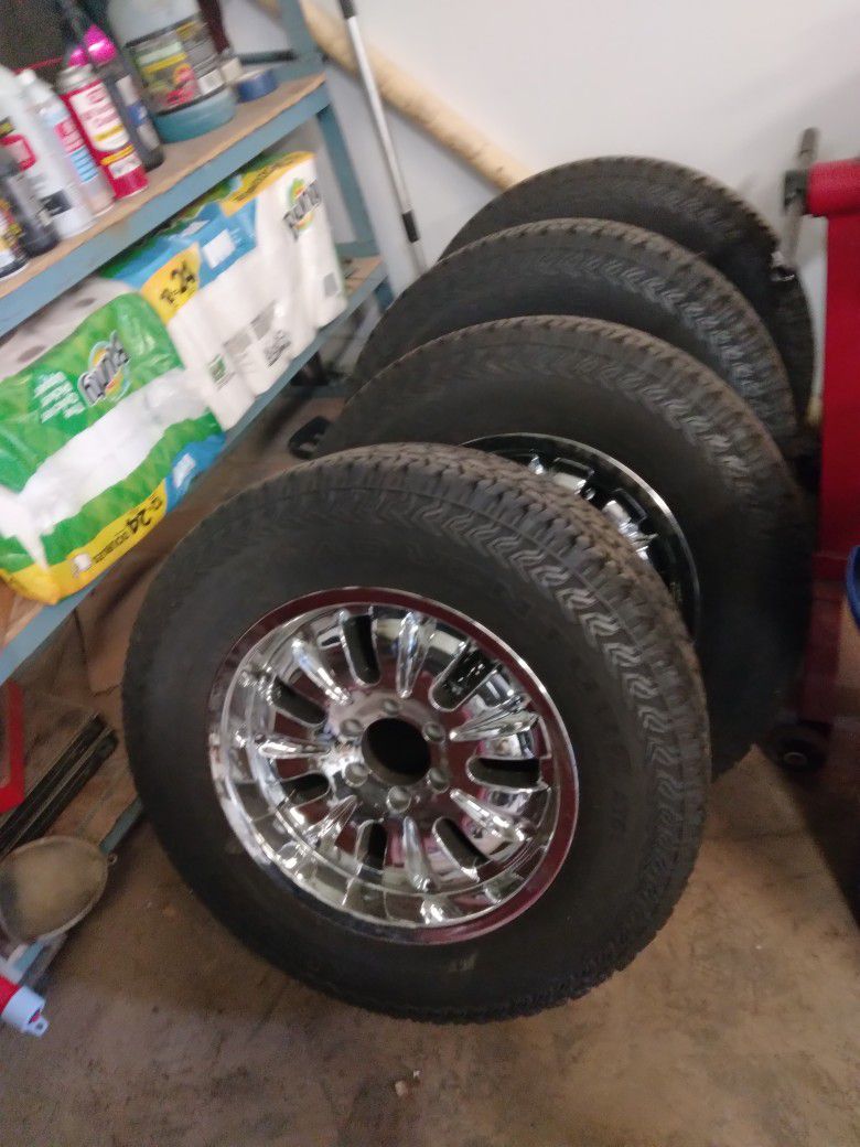 Envoy Rims And Tires 