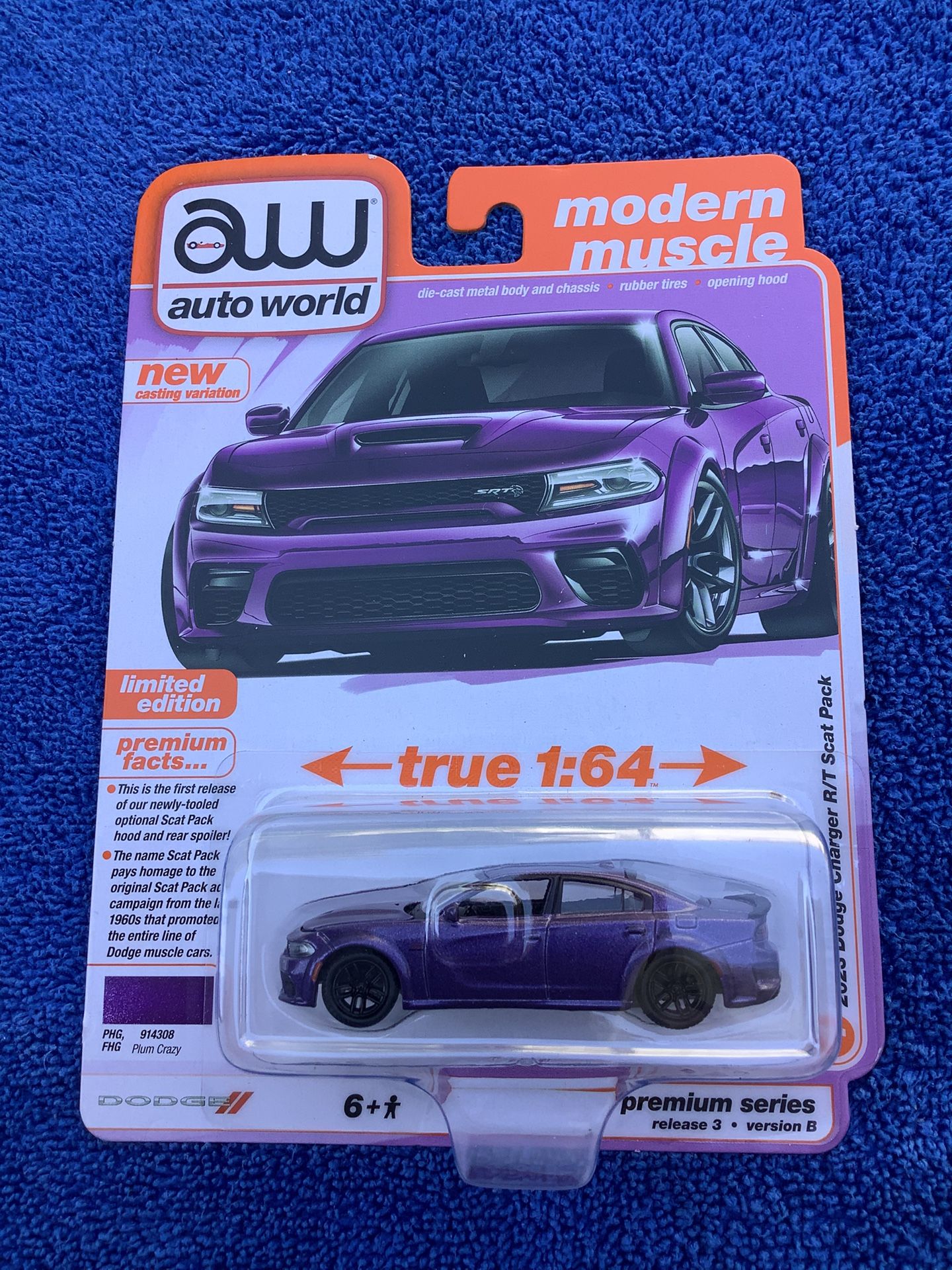 Auto World aw Dodge Charger R/T Diecast Car Scale 1:64 (Valencia) $15