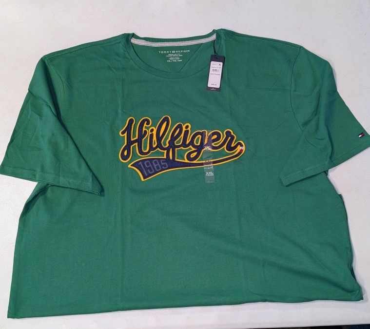 *New* Men's XLarge Tommy Hilfiger Short Sleeve Shirt