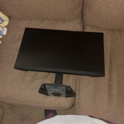 24 Inch 1920x1080 Monitor.  HDMI / Display Port Connect 