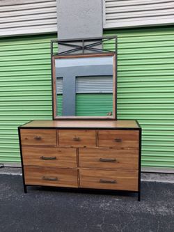 Dresser with mirror