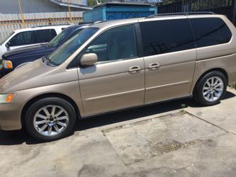 Honda Odyssey 2002 acepto cambios