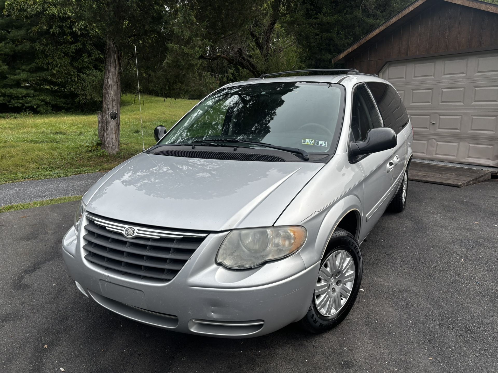2006 Chrysler Town And Country