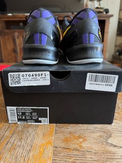 Nike Kobe VIII Protro Black University Gold Size 10