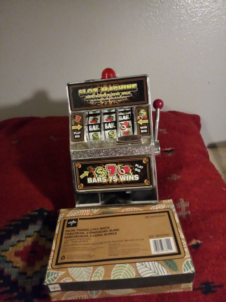 ♥️♥️♥️ A Mini Slot Machine A Used Money To Play You Would Love It 💓💓💓
