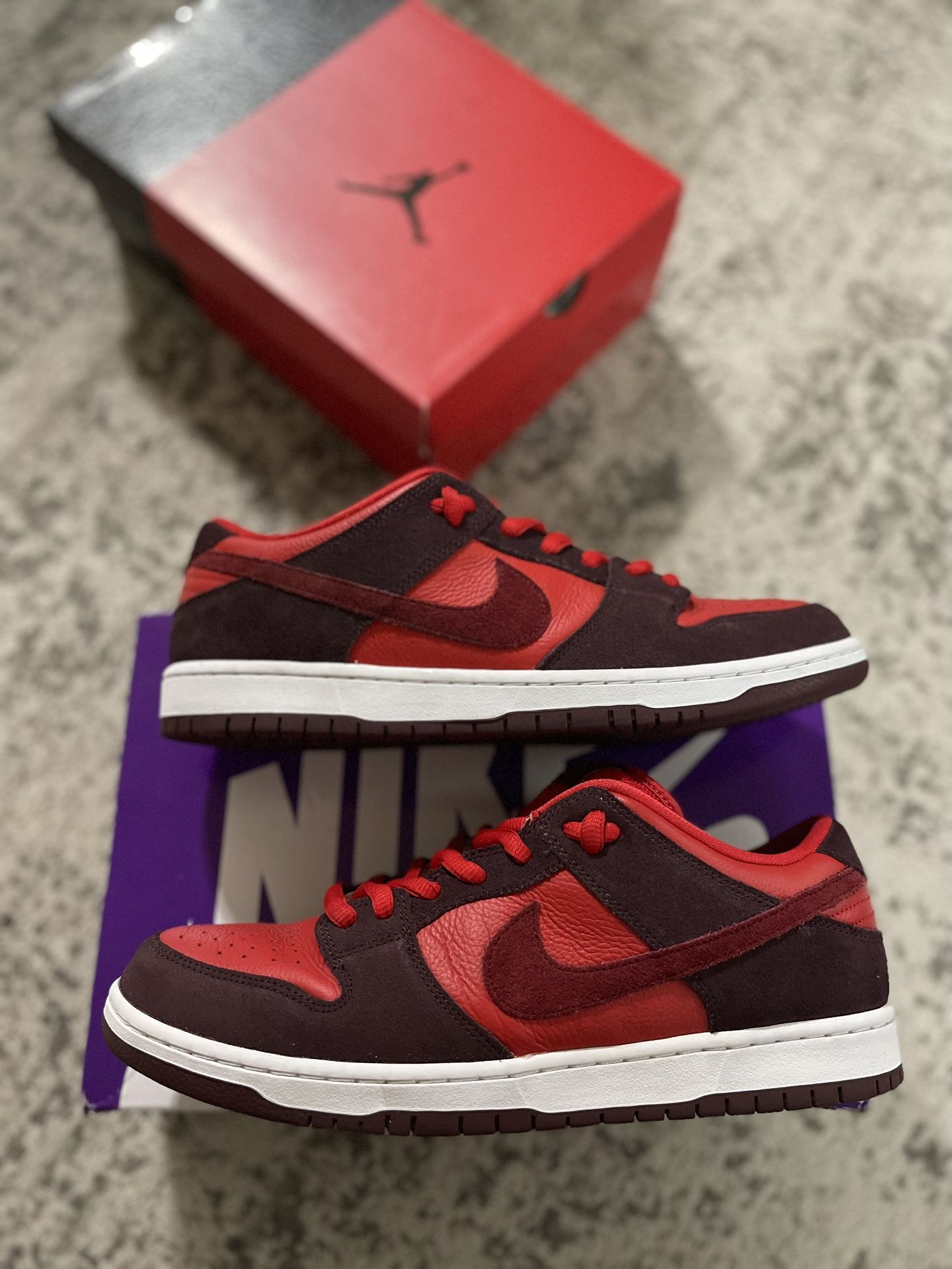 Jordan Off White Travis Scott Yeezy Lobster