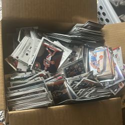 SPORTS CARD LOT THOUSANDS OF CARDS 
