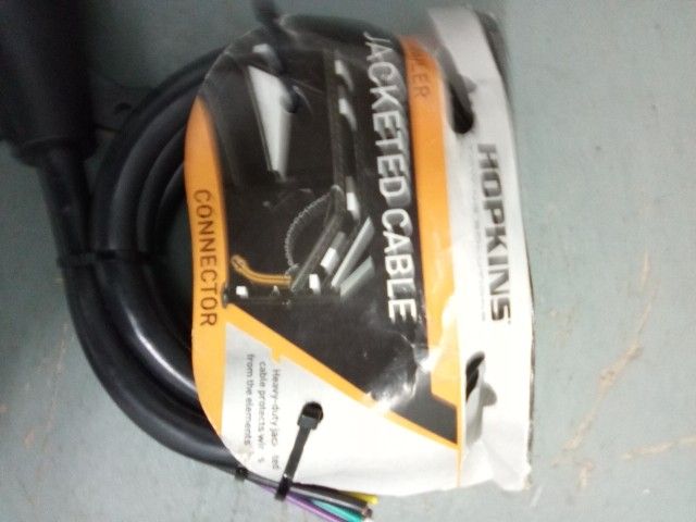 Jacketed Cable 6 Wire