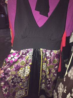 Woman’s size 10 dress $3