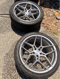 Rohana RFX11 (front 20x10 - rear 20x11) 5x115 hellcat rims