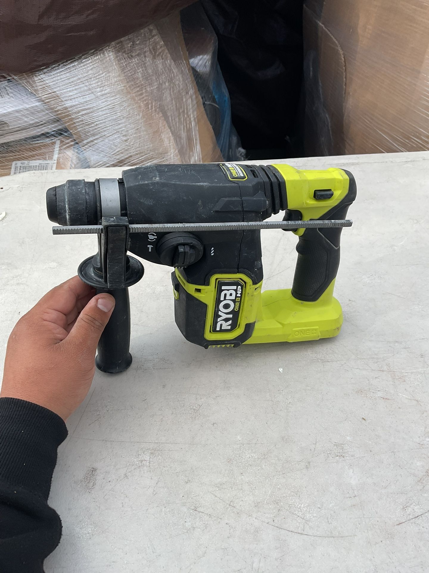 Ryobi 18 Volt Brushless SDs Rotary Hammer Drill 1 In Tool Only