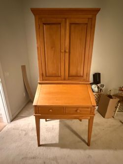 Ethan Allen Foldout desk with bookshelf and chair
