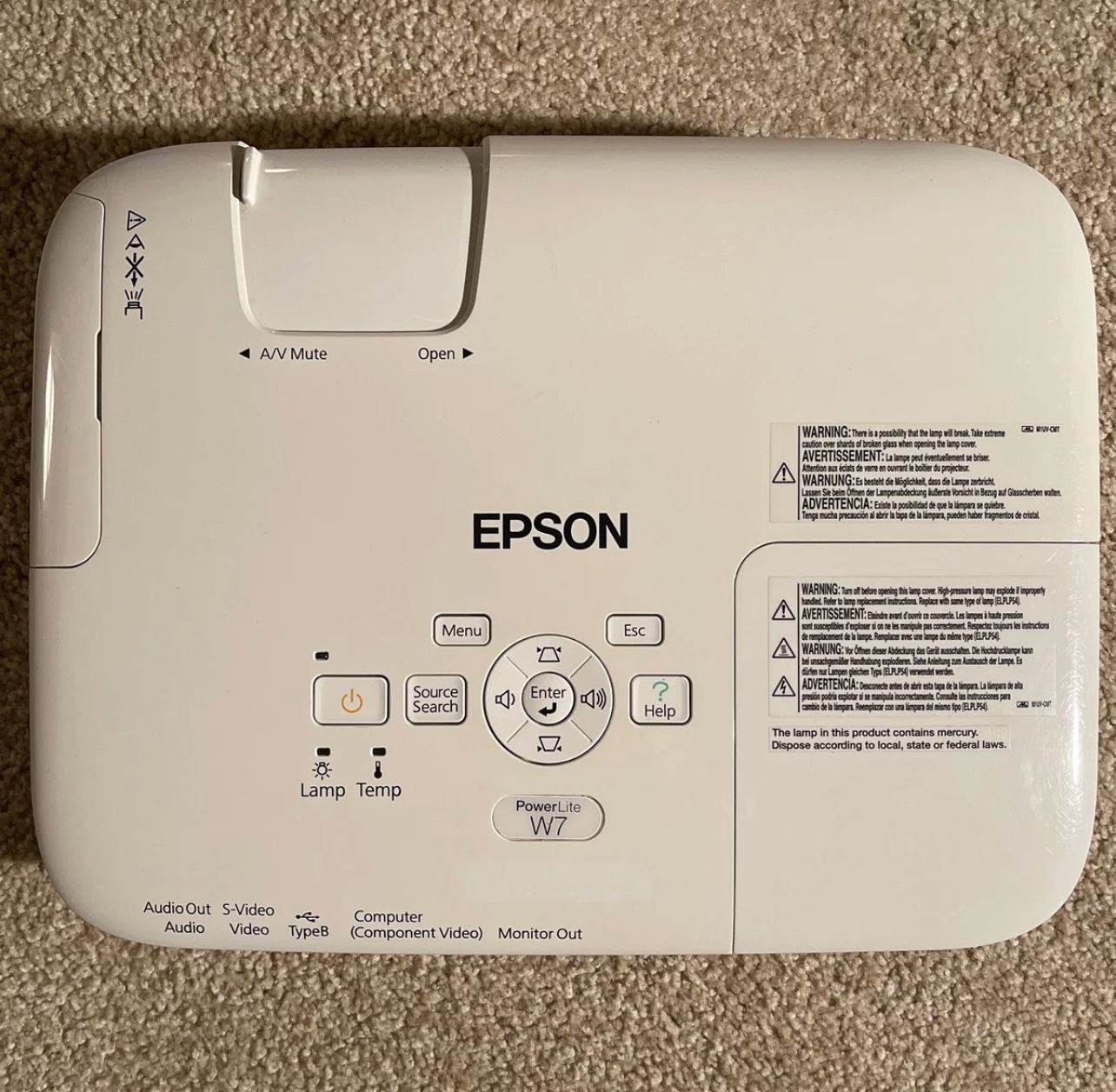 Epson PowerLite W7 LCD Projector