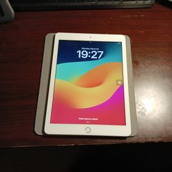 Ipad 6th Gen Mint Condition