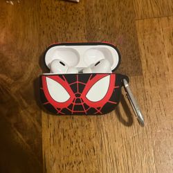 AirPods Pro 2 Used Still Have The Box And We Can Negotiate Price(NO CHARGER)