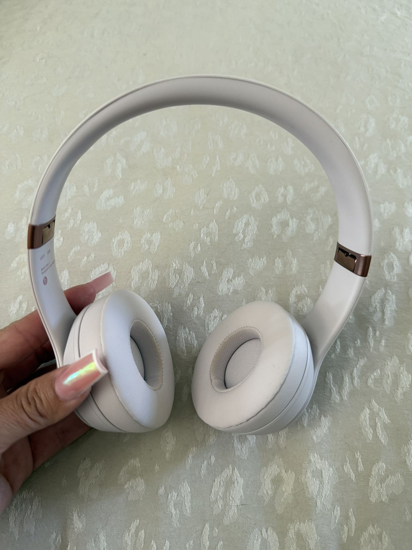 Beats Solo 4
