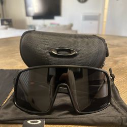 Oakley Sutro, Black & Silver, Comes with glasses case, glasses bag, and lens cleaning cloth
