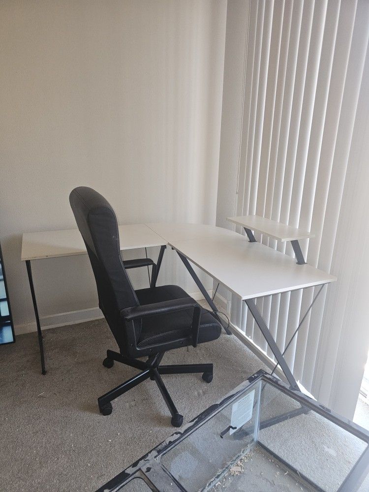 OFFICE DESK AND CHAIR