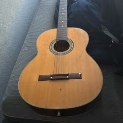 Acoustic Guitar 