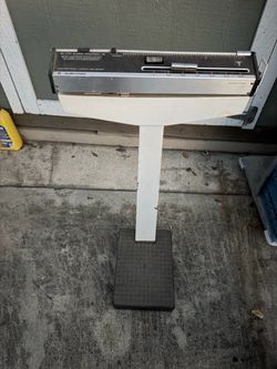 Medical office scale
