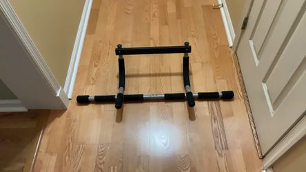 Doorway Pull Up Bar