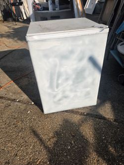 4 cubic foot refrigerator prices firm
