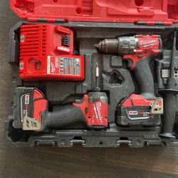 Milwaukee Fuel Brushless Drill Set